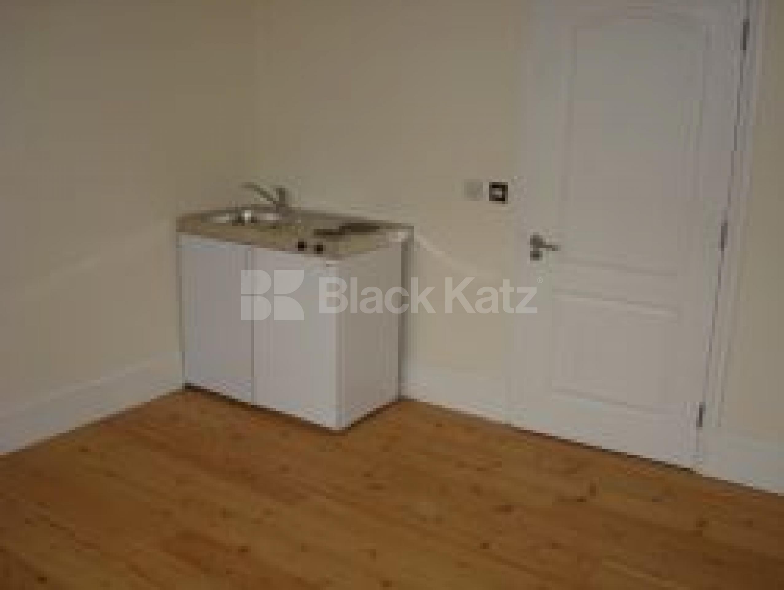 			New Instruciton, Studio Apartment, 1 bath, 1 reception Studio			 Murray Street, CAMDEN NW1 NW1